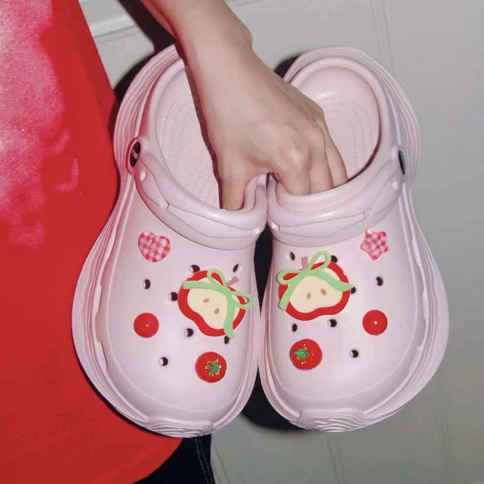 A469. CROCS APPLE PINK