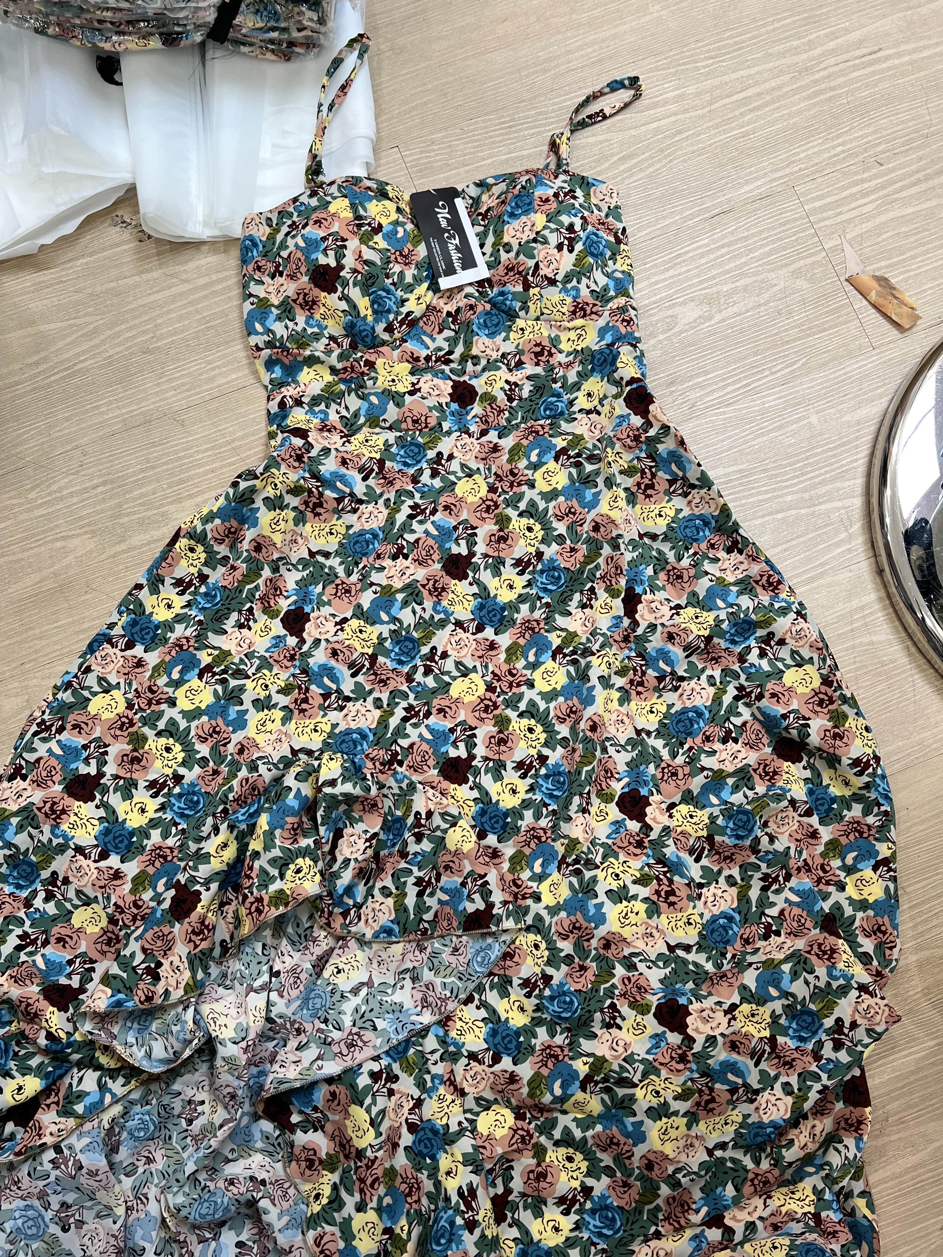 V629. MAXI DRESS