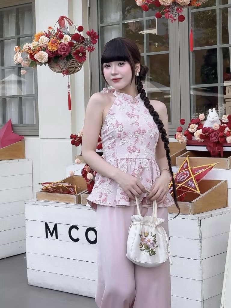 A400. SET AD CACH TAN CO YEM GAM HONG