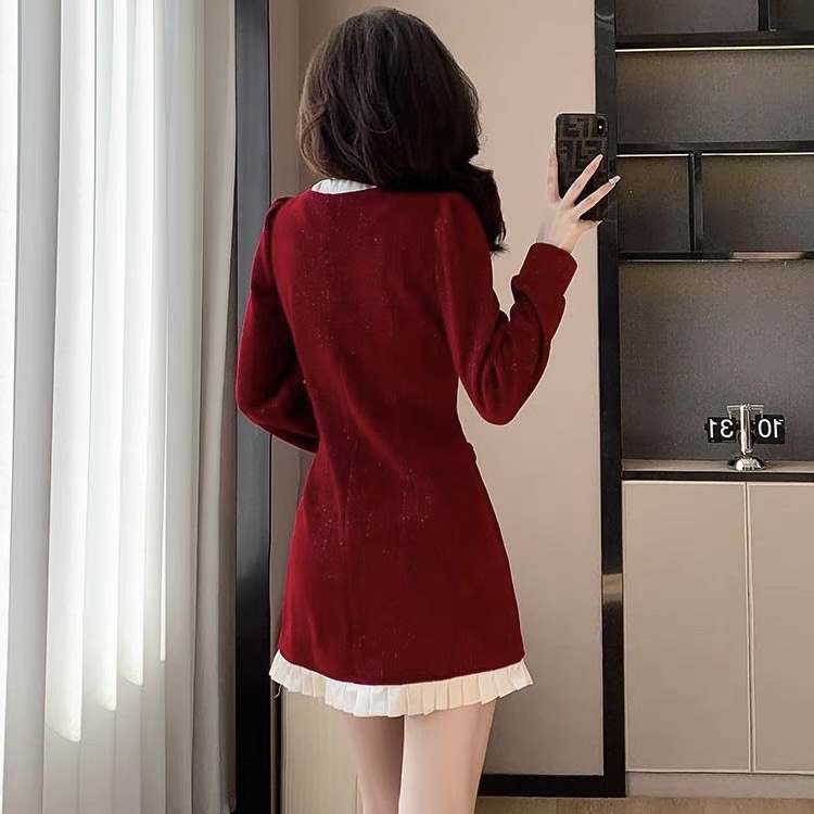 R19. RED DRESS