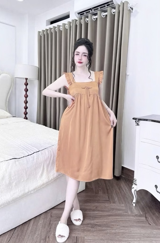 V818. SATIN SLEEPWEAR ORANGE