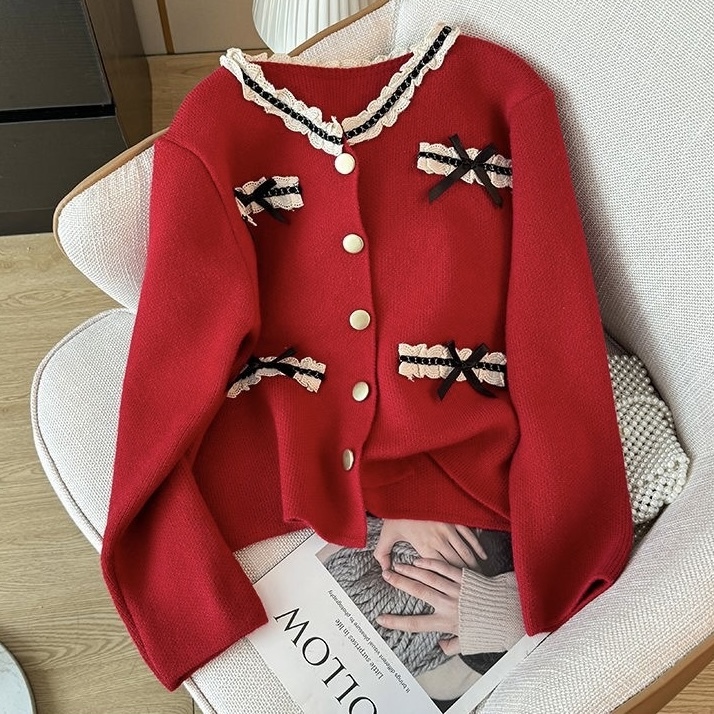 T345. CARDIGAN RED BOWTIE