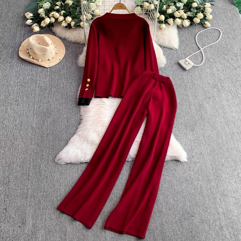 R52. RED LONG SET