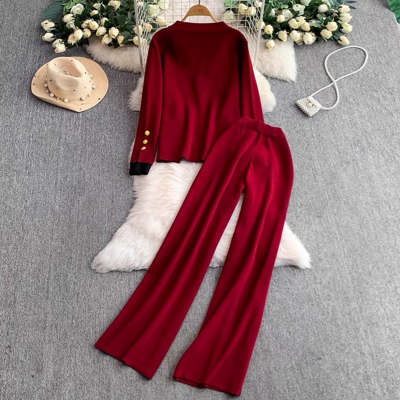 R52. RED LONG SET