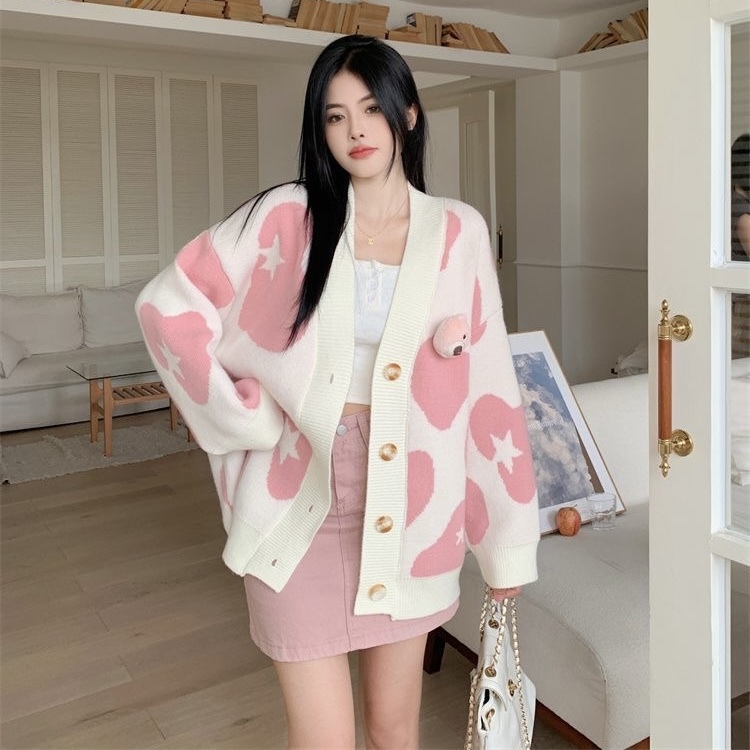 9221. CARDIGAN BEAR WHITE