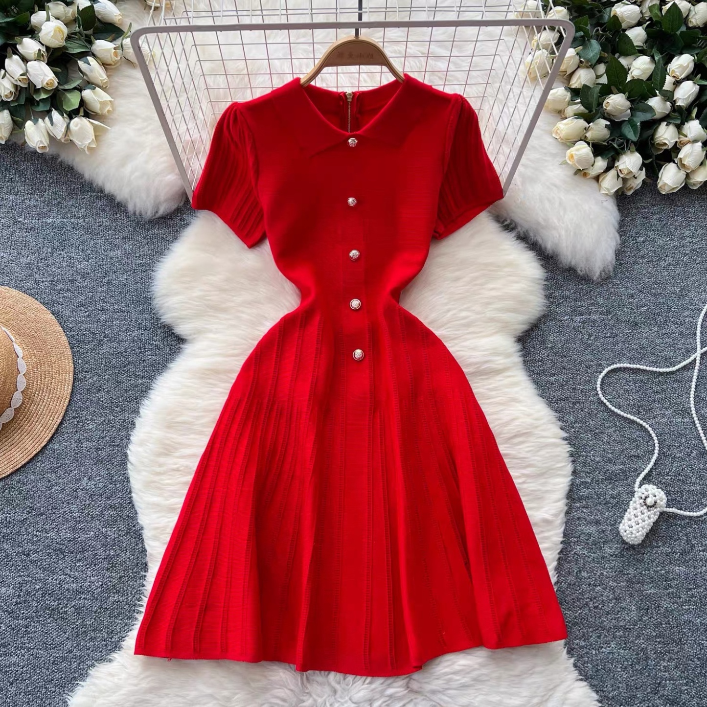 R54. RED SHORT DRESS