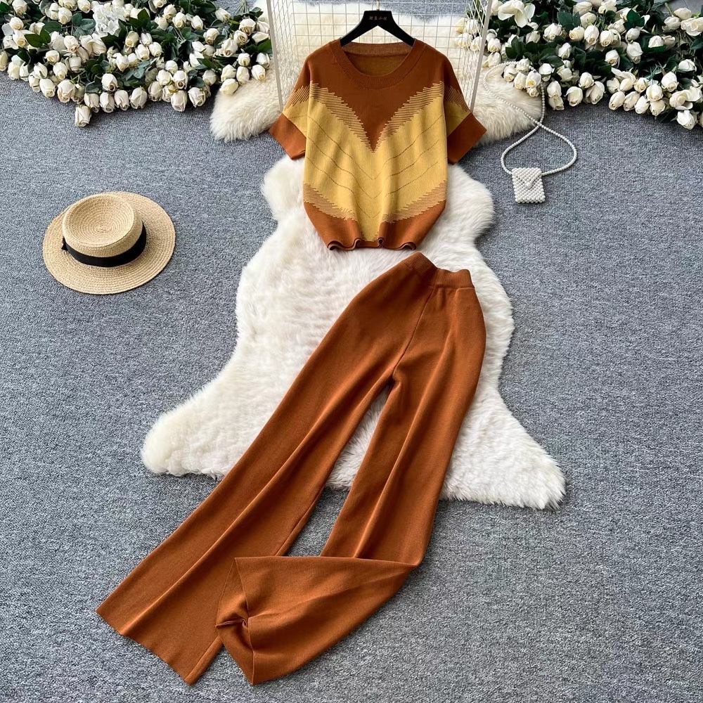6717. SET LONG BROWN