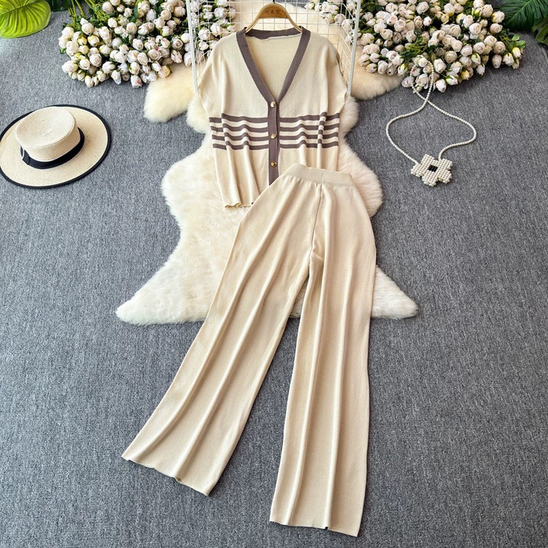 6727. SET LONG CREAM