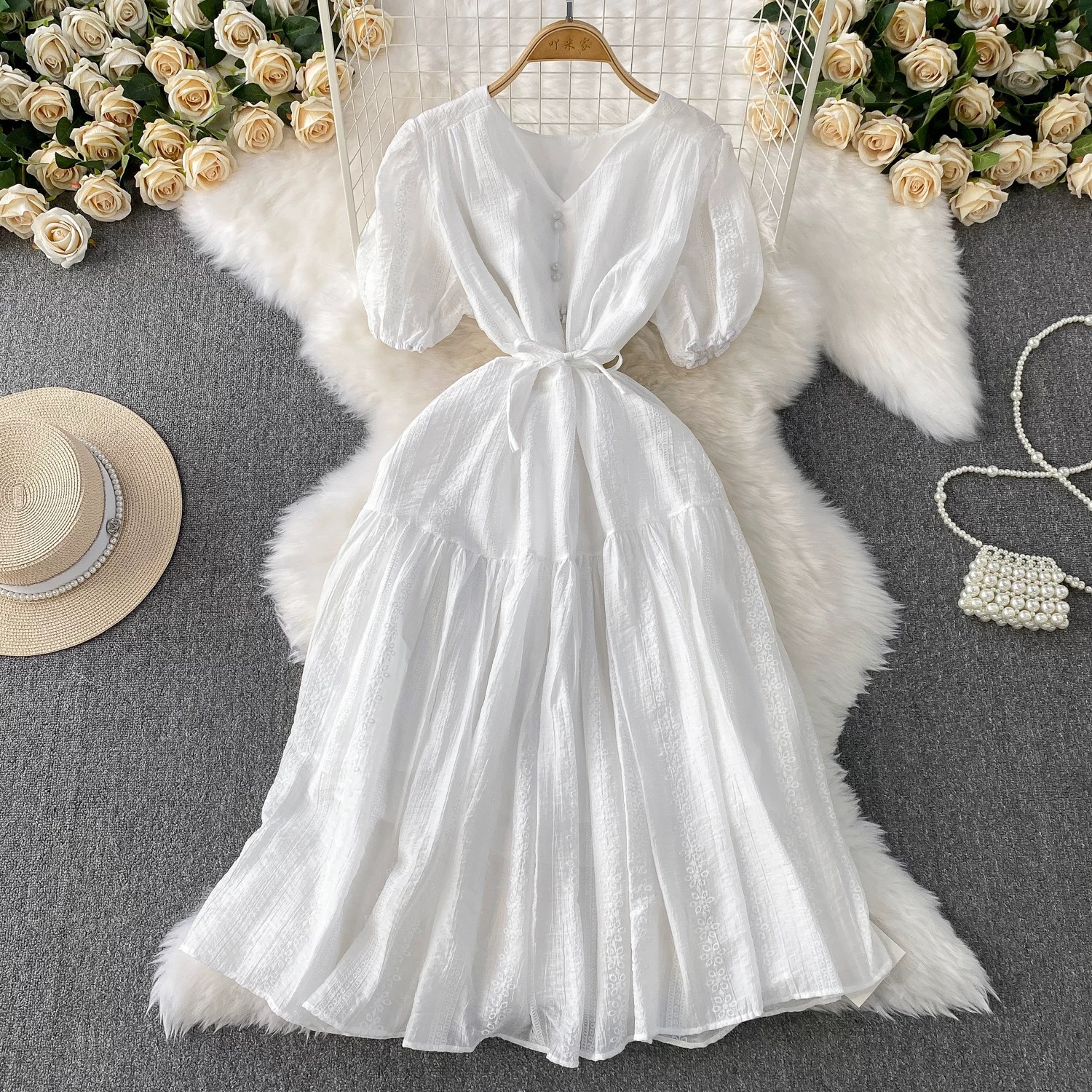 7830. WHITE LONG DRESS