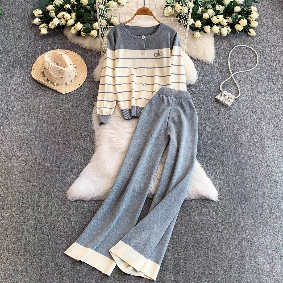 6925. SET LONG PANT KNITTED GRAY DT