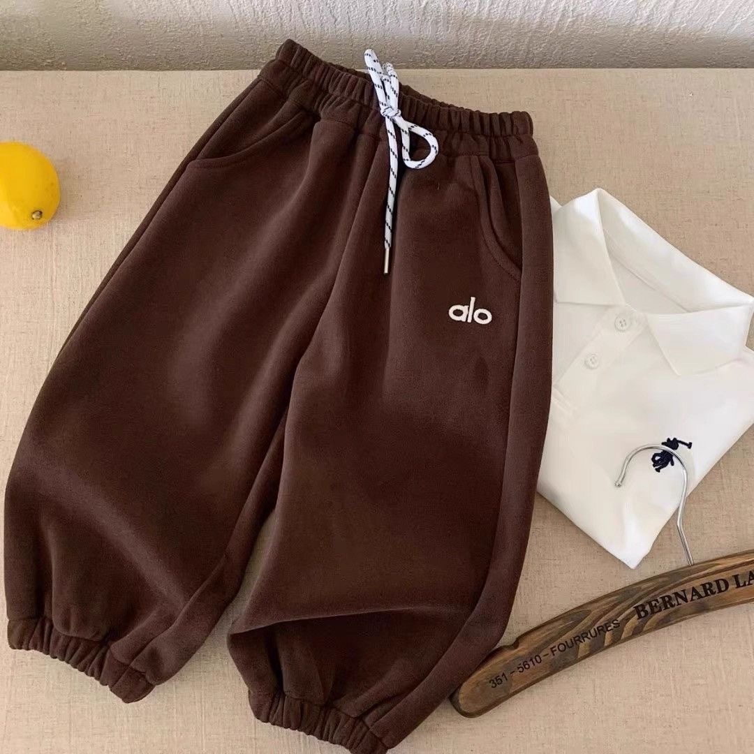 K3. BROWN ALO BOTTOM