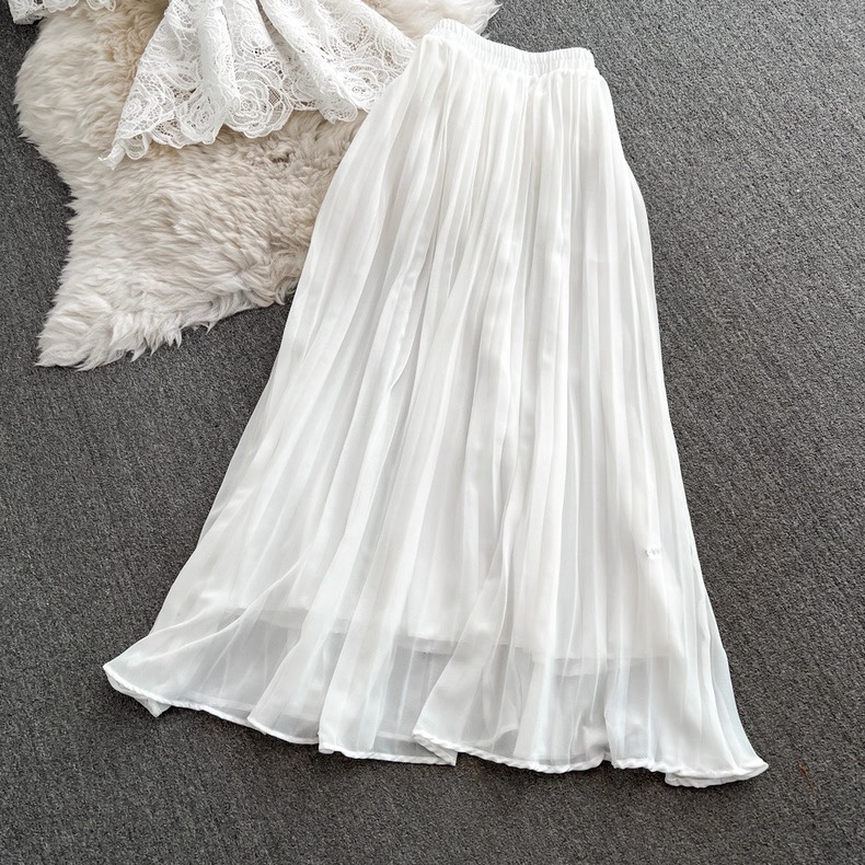 6740. WHITE LONG SET