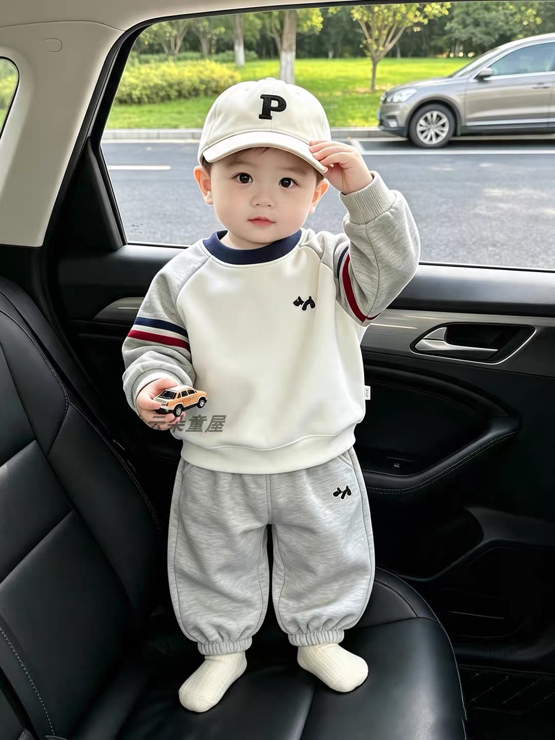 K406. KID BOY GRAY SET