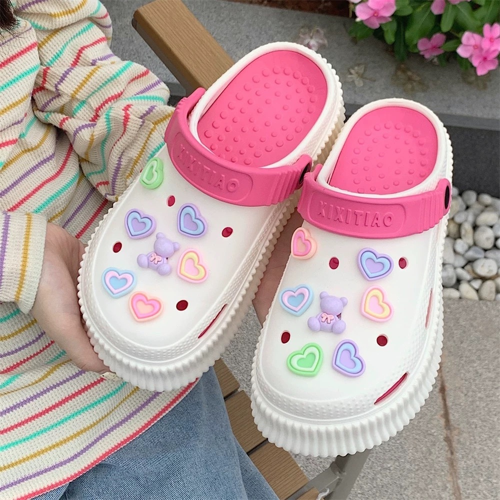 A468. CROCS BEAR HOT PINK
