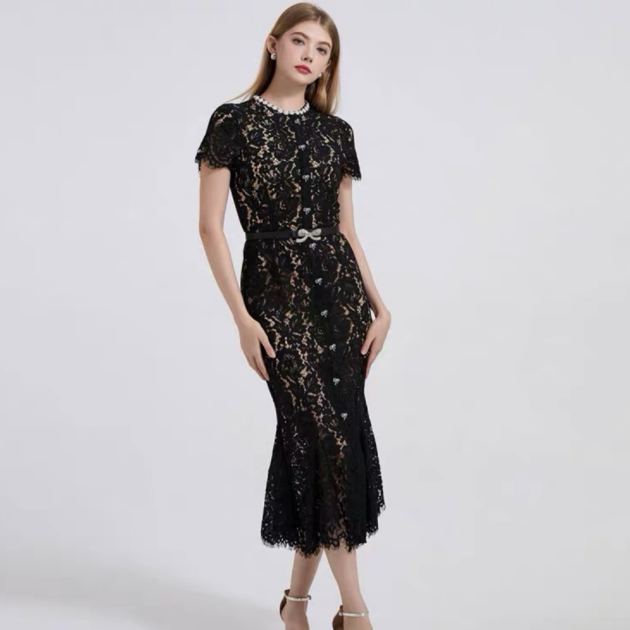 8391. LACE DRESS EXCLUSIVE BLACK