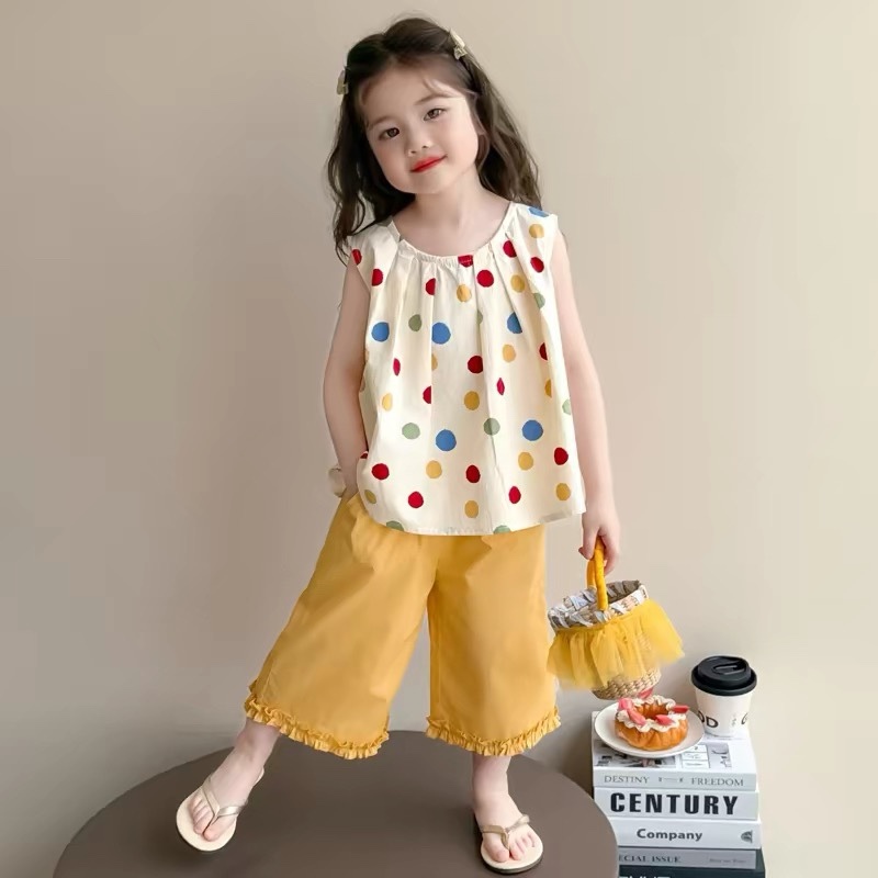 K249. KID YELLOW SET
