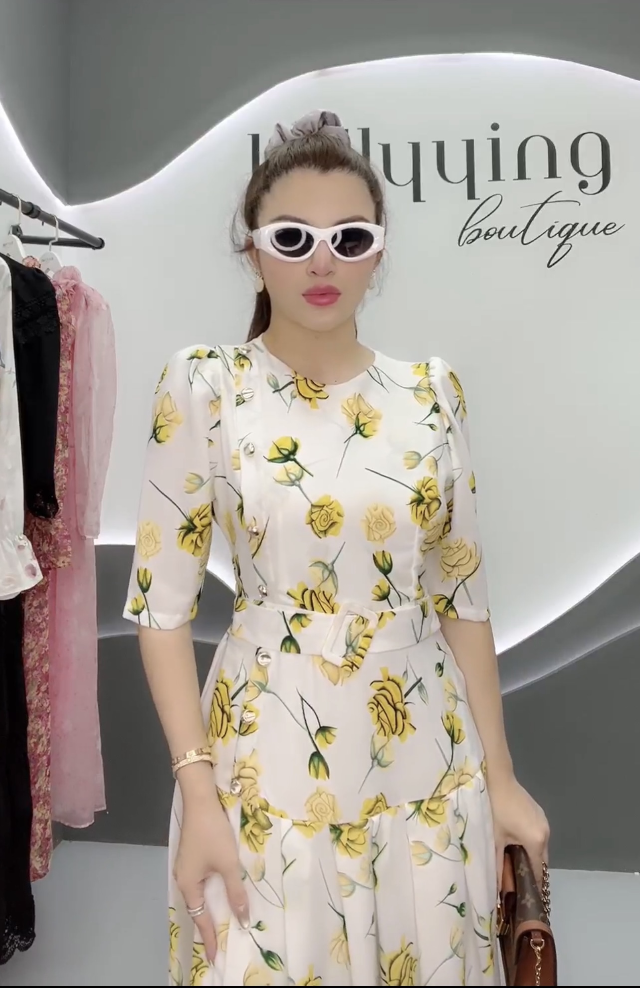 V320. HOA YELLOW DRESS