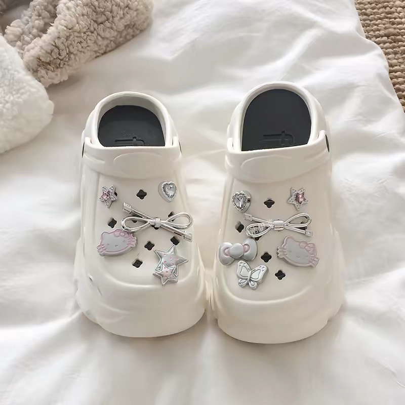 A480. CROCS HELLO KITTY WHITE