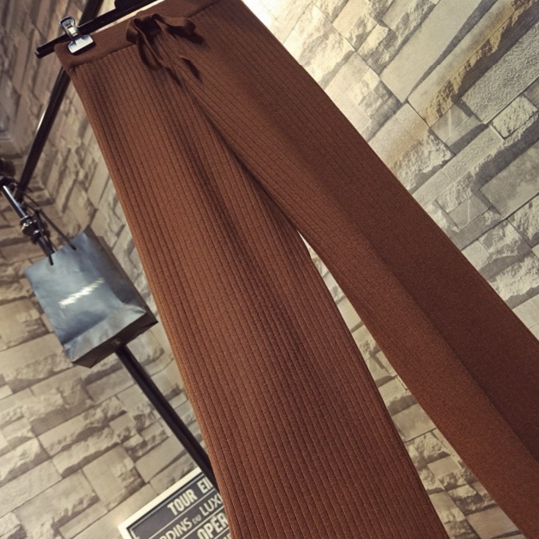 5377. BROWN LONG BOTTOM