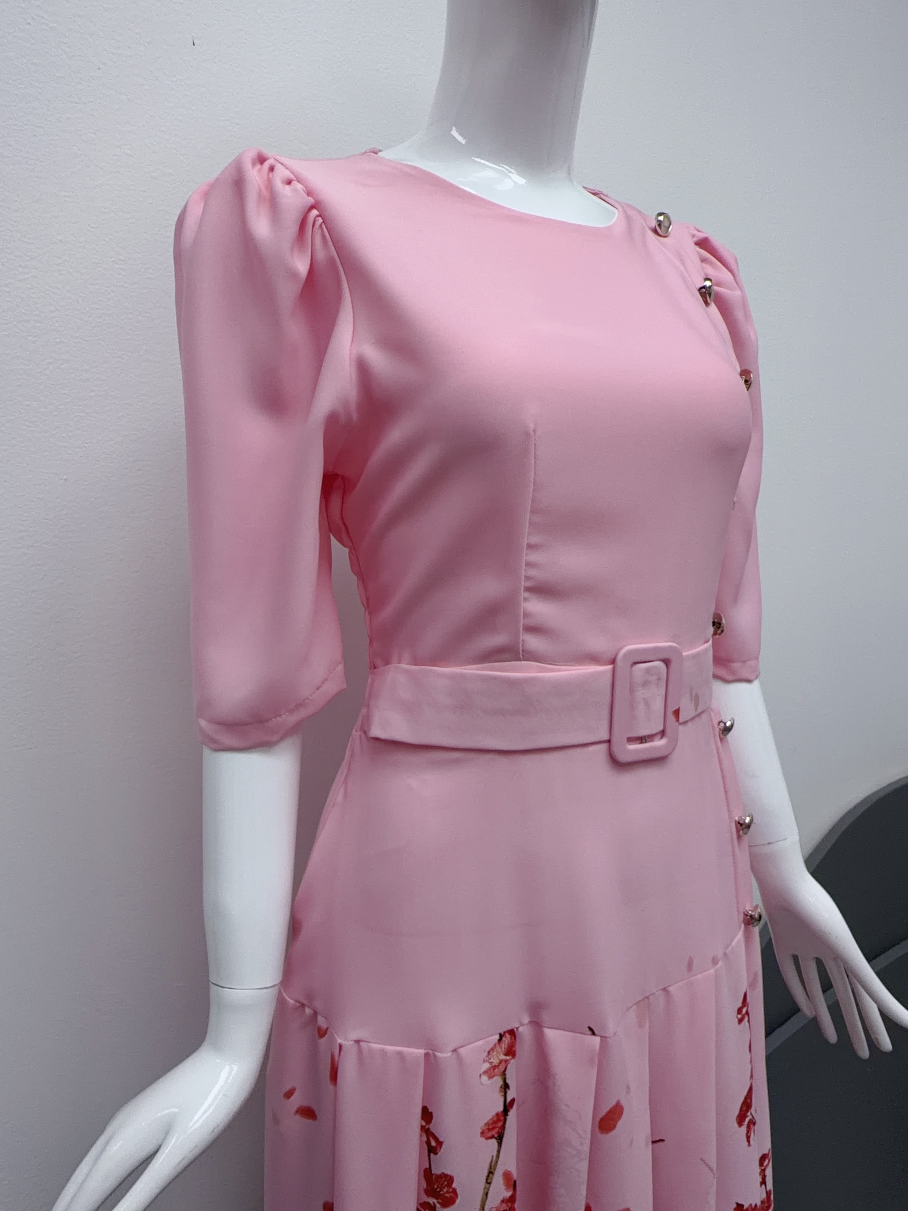 V318. HOA PINK DRESS