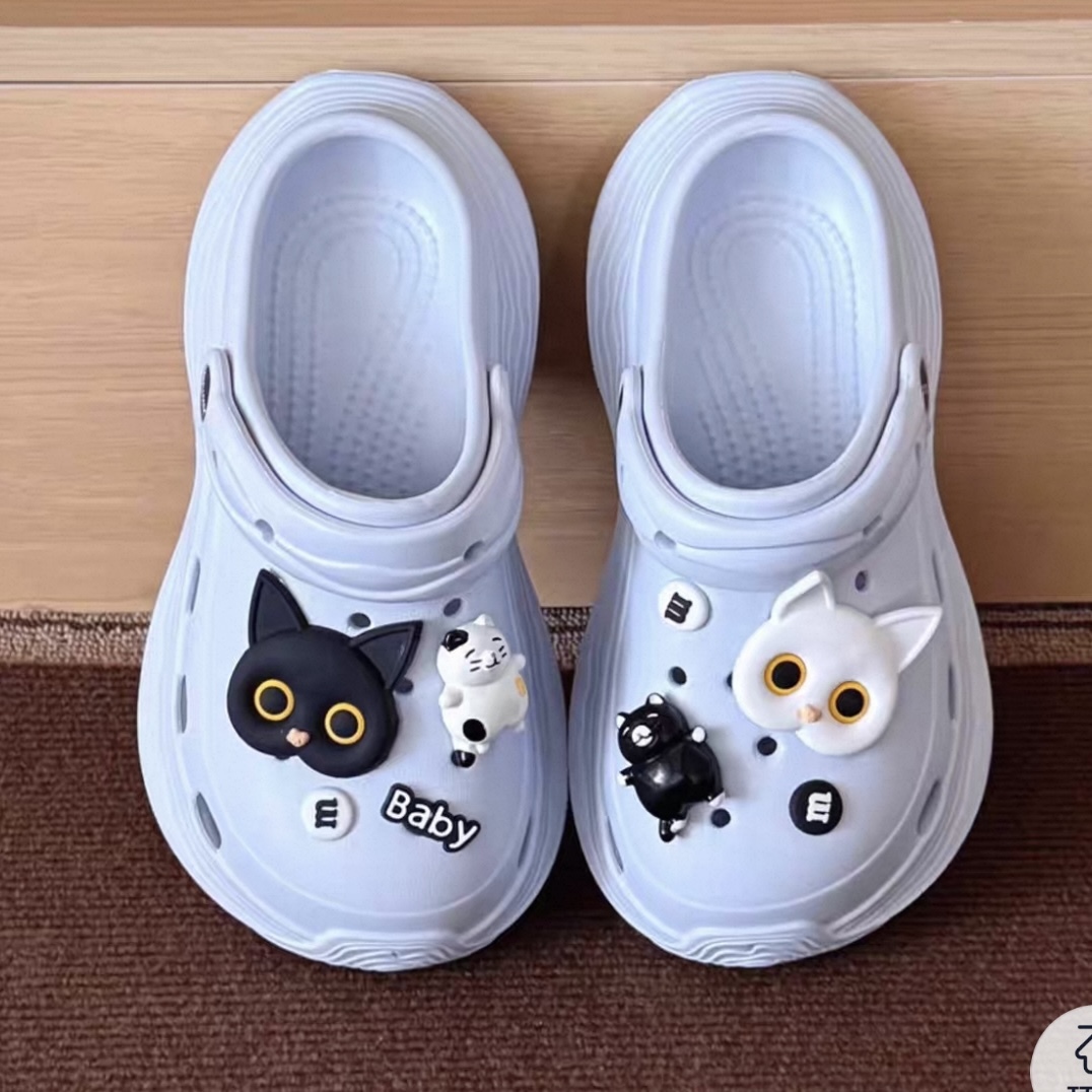 A473. CROCS CAT BLUE
