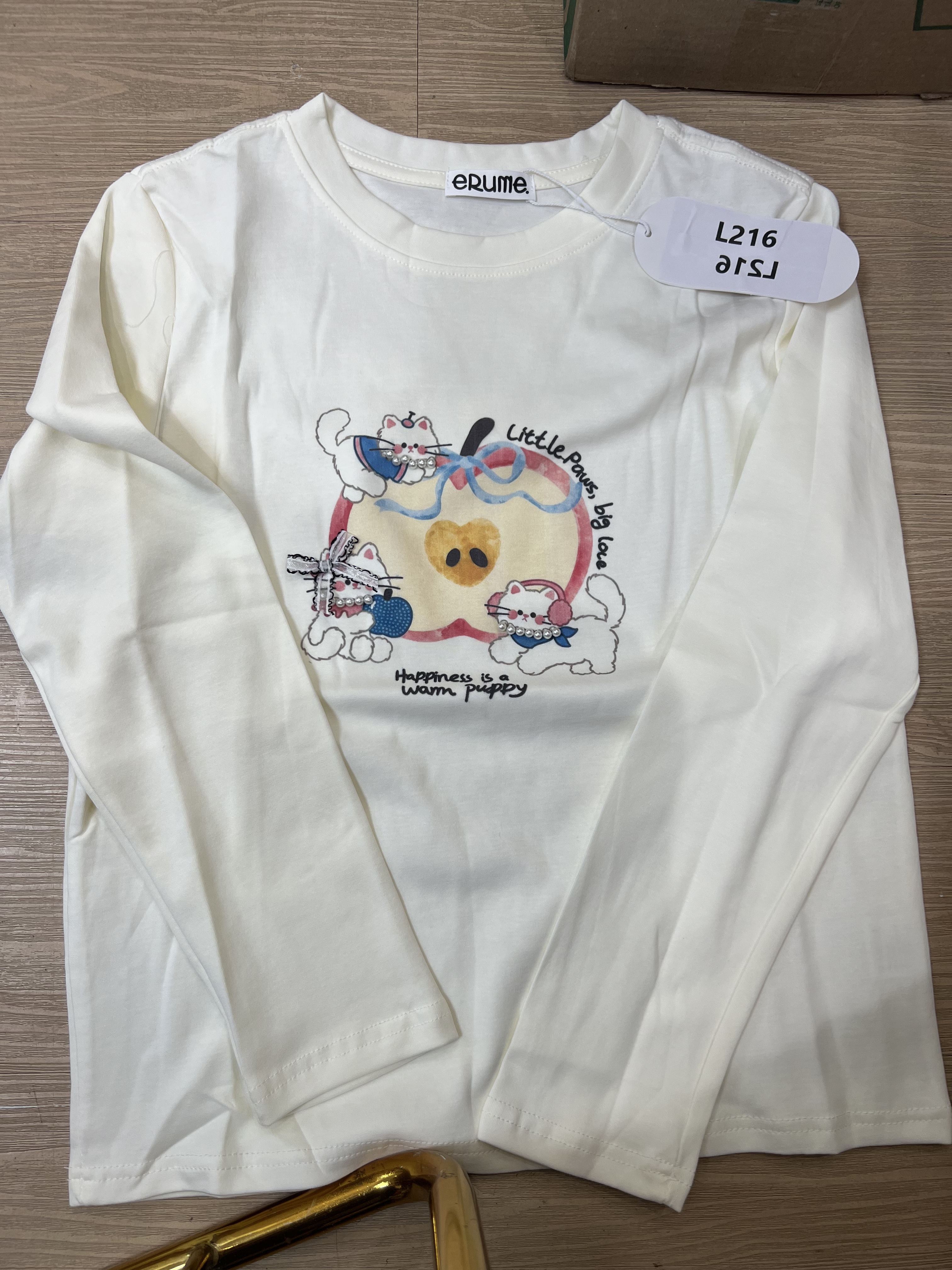 L216. LONGTEE (THICK) CREAM APPLE 3CATS