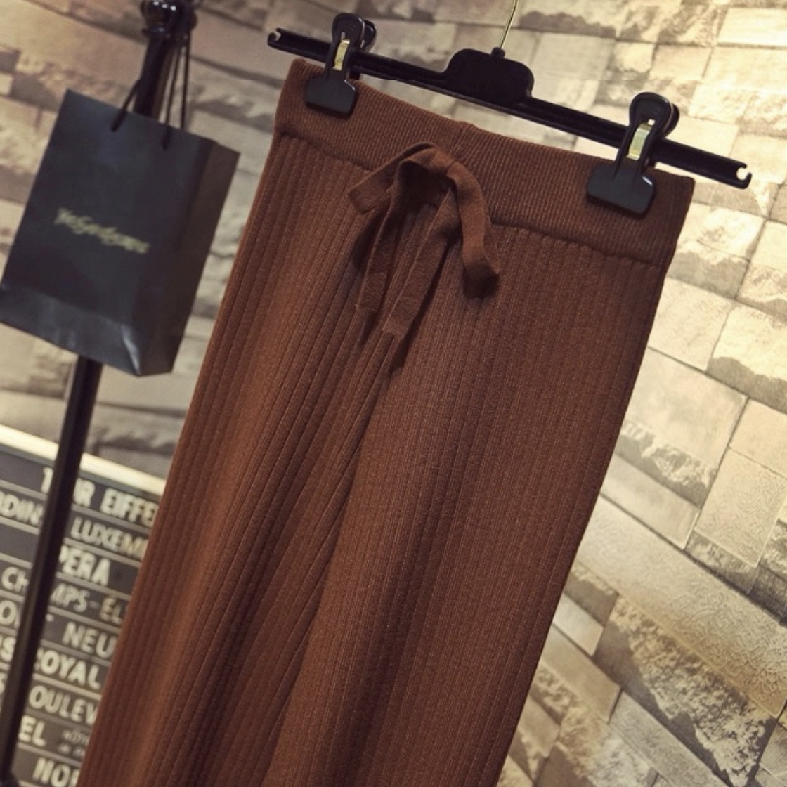 5377. BROWN LONG BOTTOM