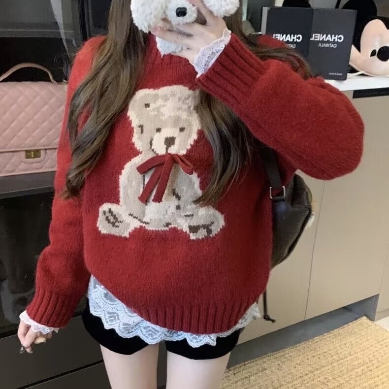 R11. RED BEAR CHRISTMAS SWEATER