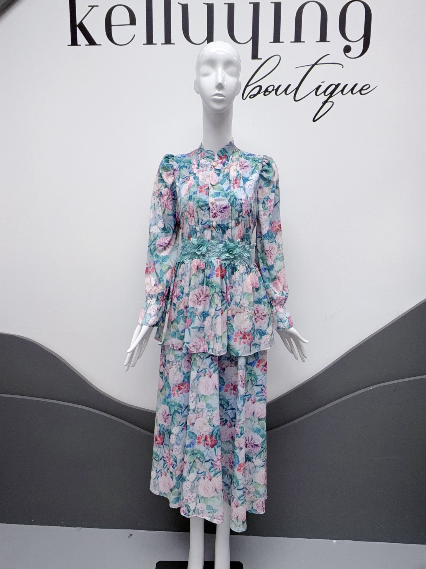 V293. HOA MINT DRESS