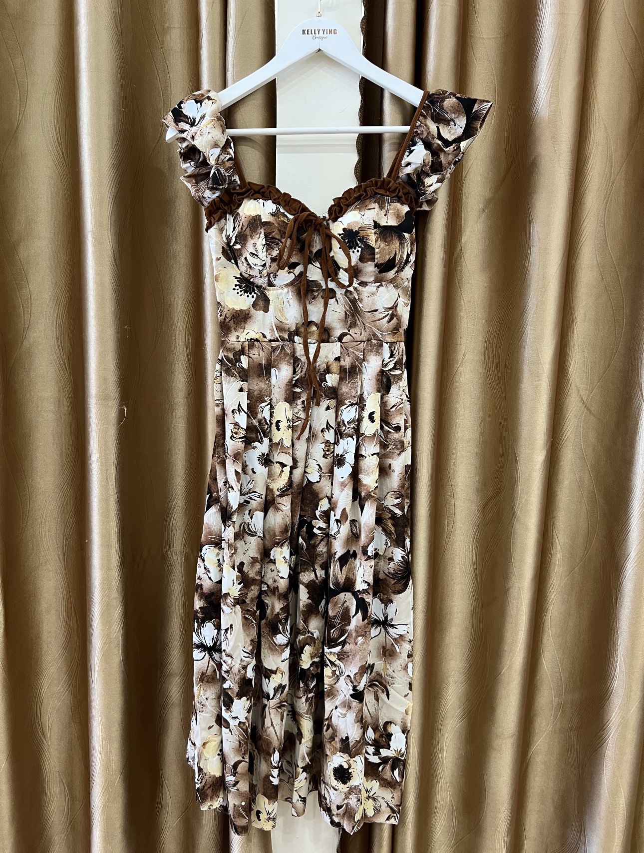 V924. MAXI DRESS CANH TIEN •