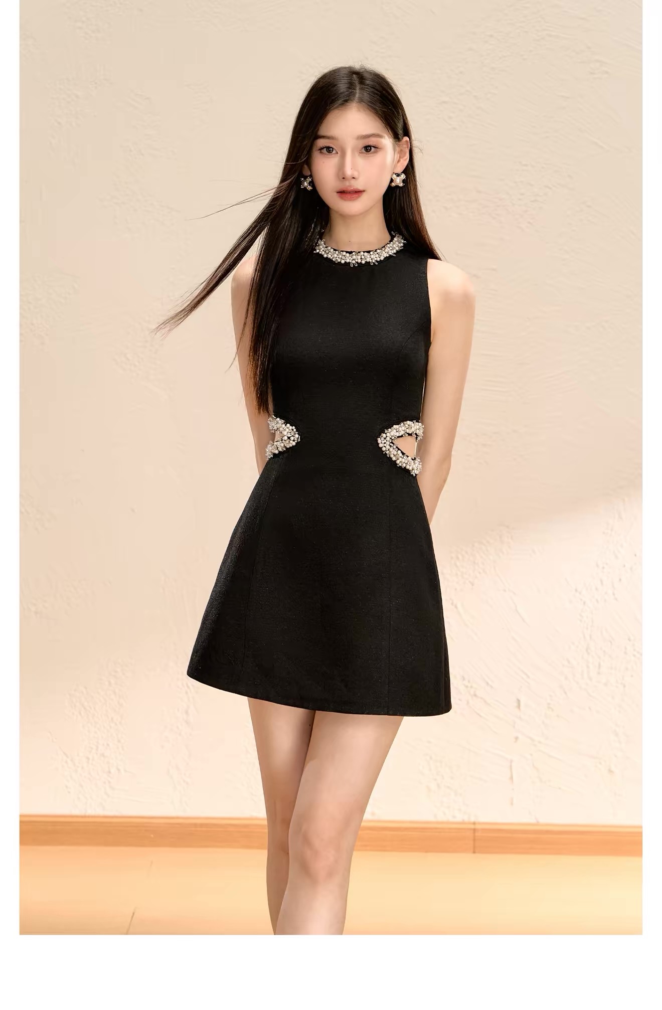 8329. DRESS EXCLUSIVE BLACK
