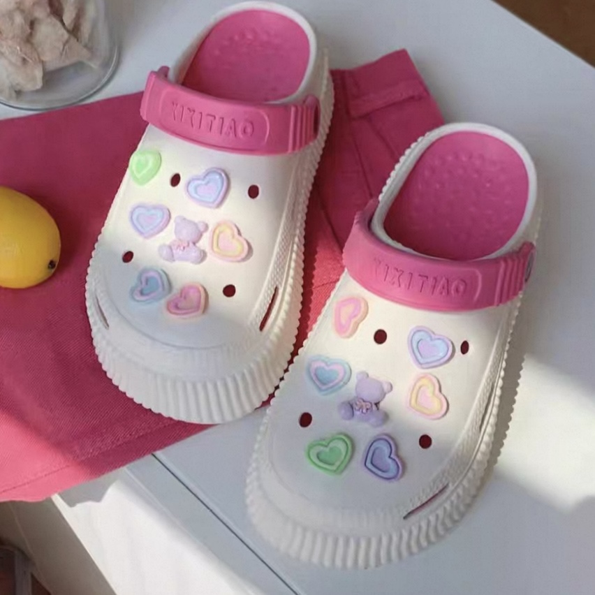 A468. CROCS BEAR HOT PINK