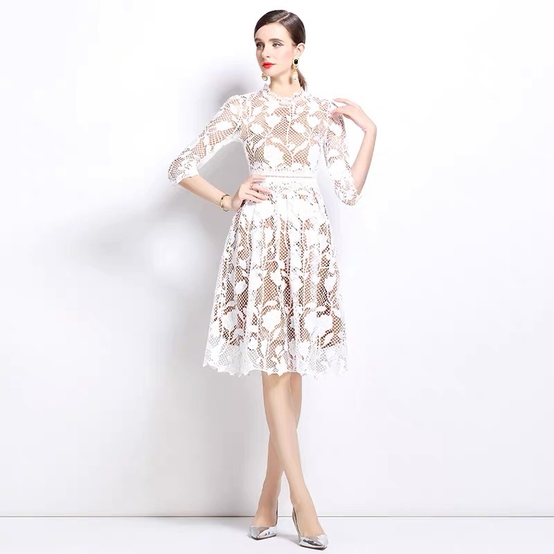 8289. LACE DRESS EXCLUSIVE BLUE