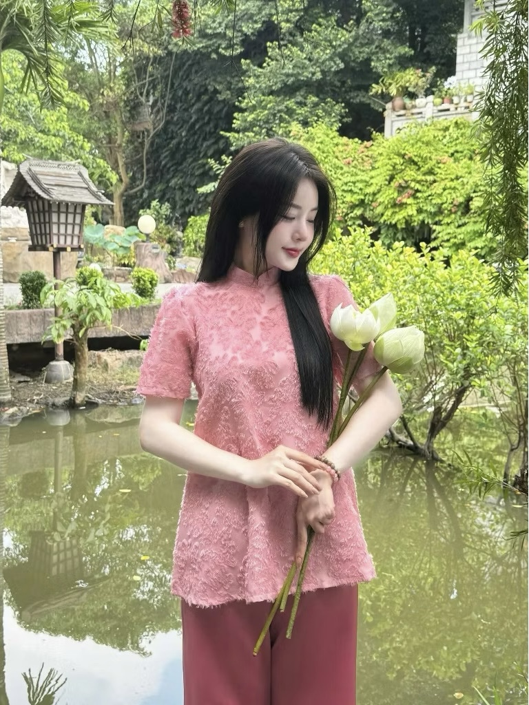 A387. SET AO BABA HOA HONG