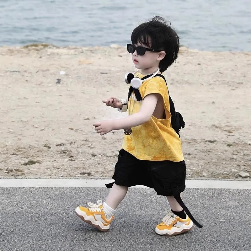 K220. KID YELLOW SET