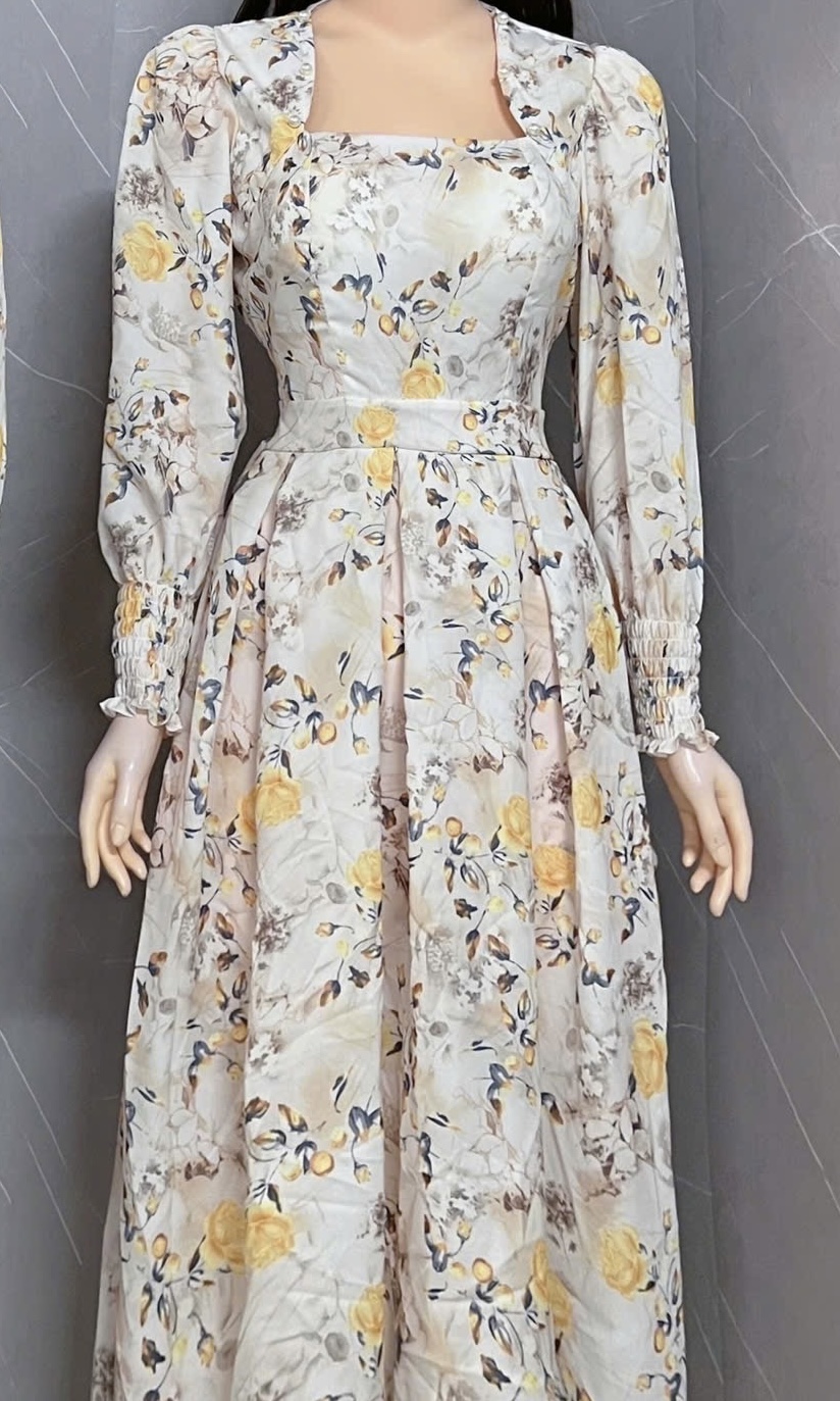 V571. MAXI DRESS