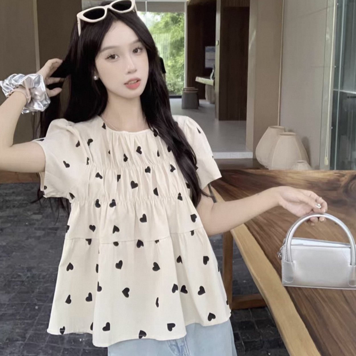 C884. TOP WHITE