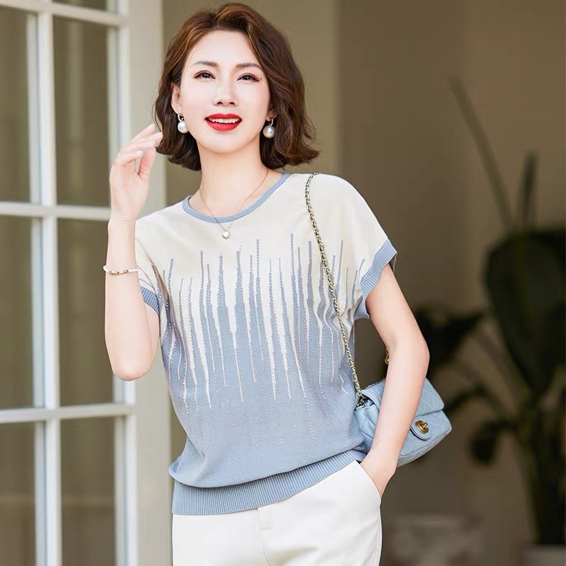 C757. GRAY SHORT SLEEVES TOP