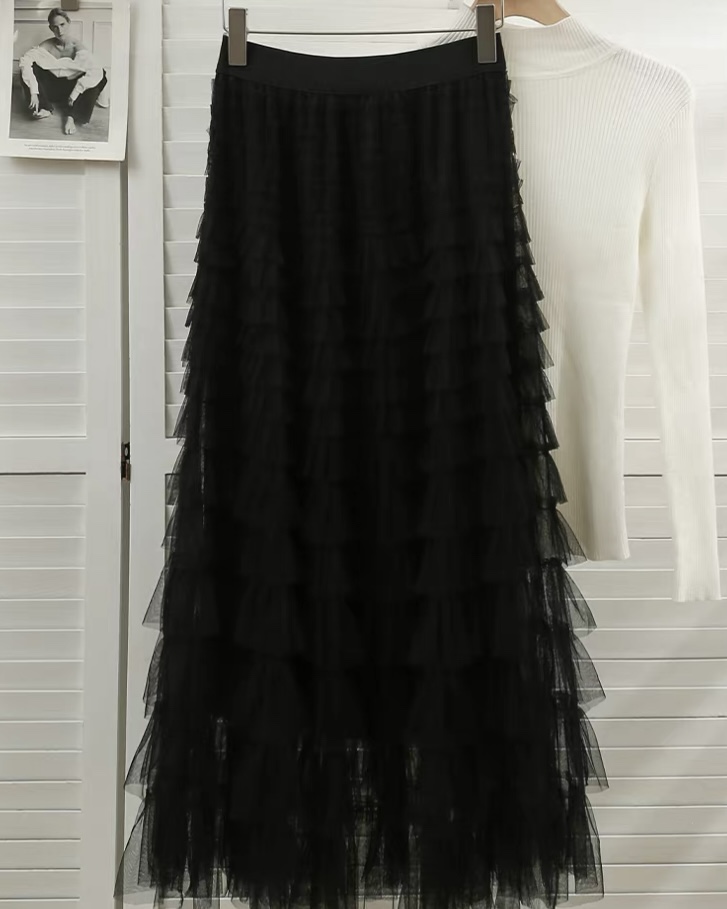 5392. BLACK LONG BOTTOM