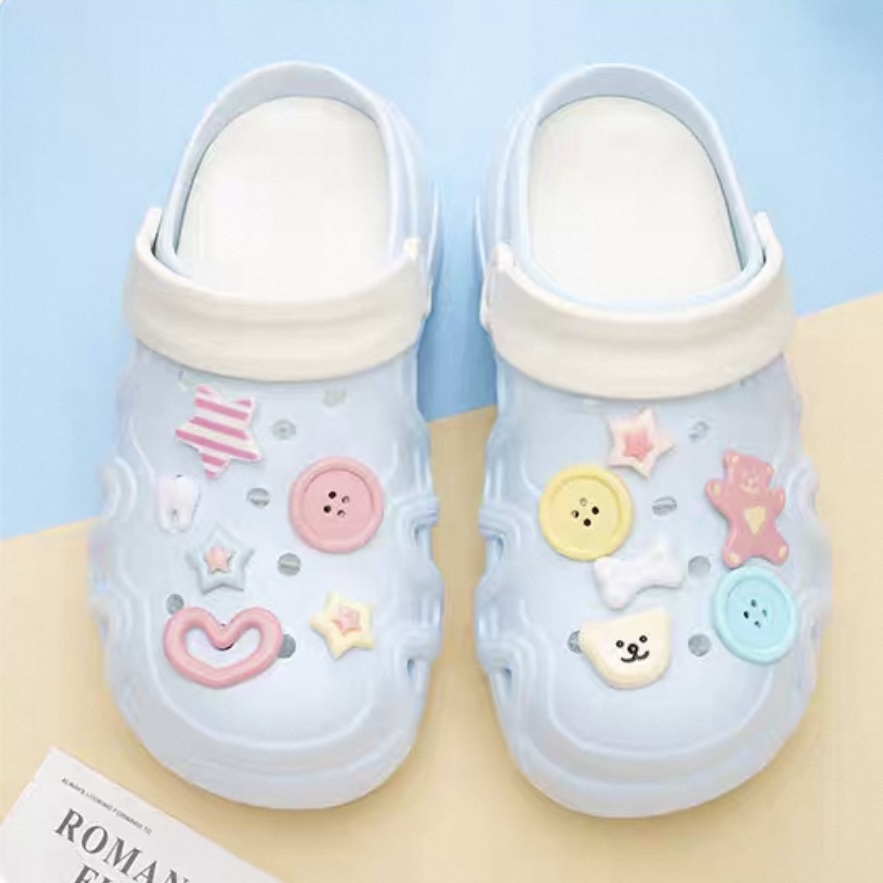 A491. CROCS BEAR BLUE