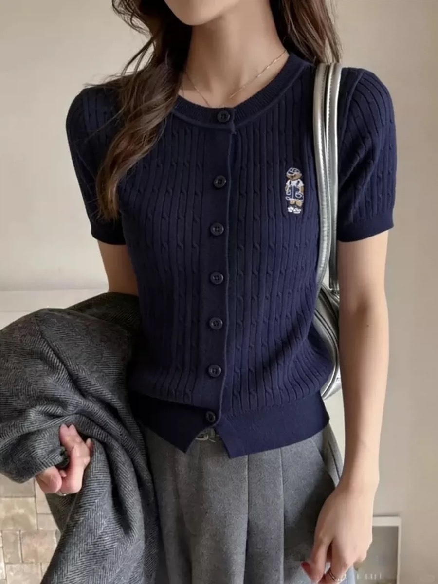 C1083. MONGTOGHI TOP BLUE