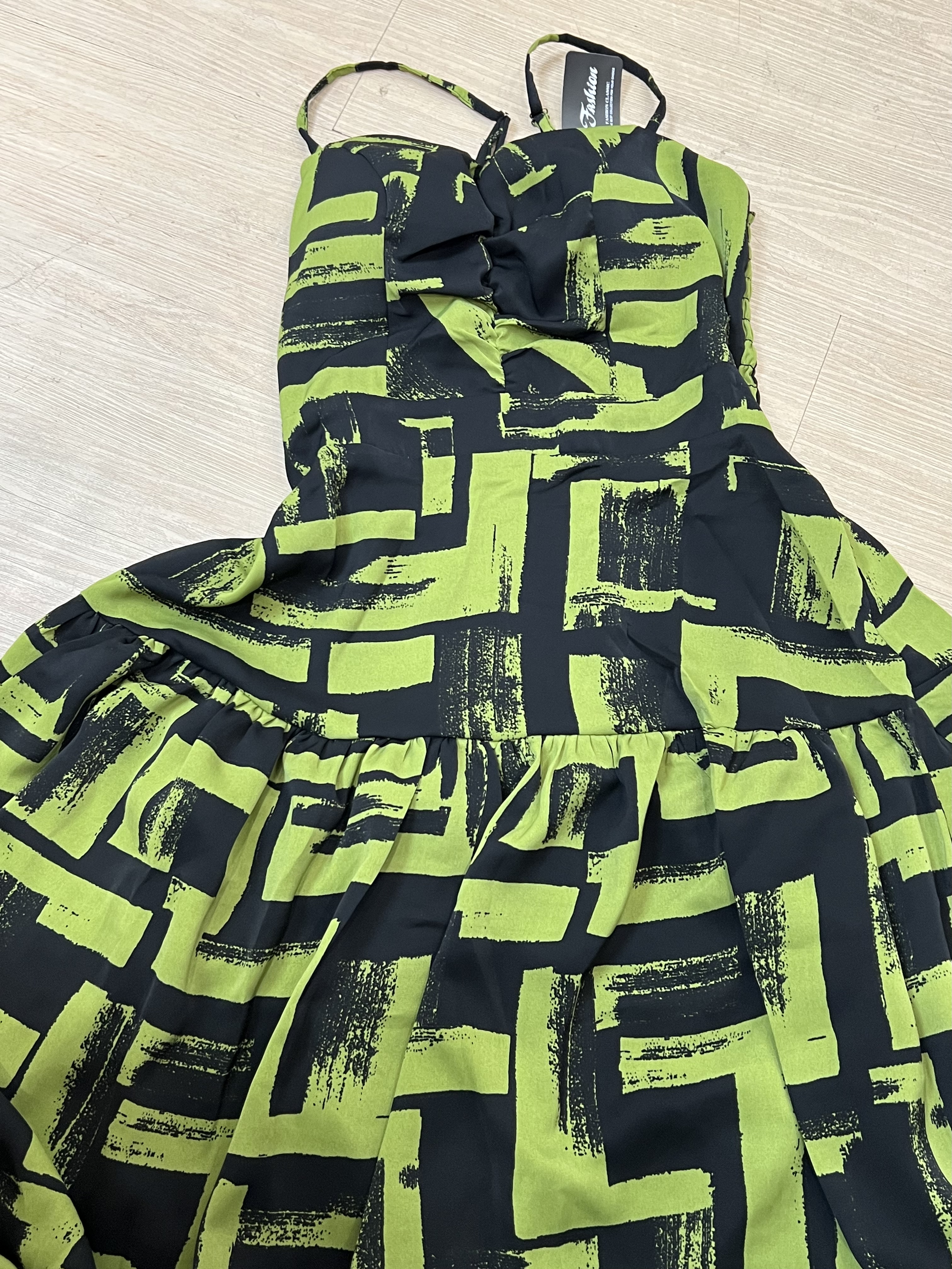 V646. MAXI DRESS