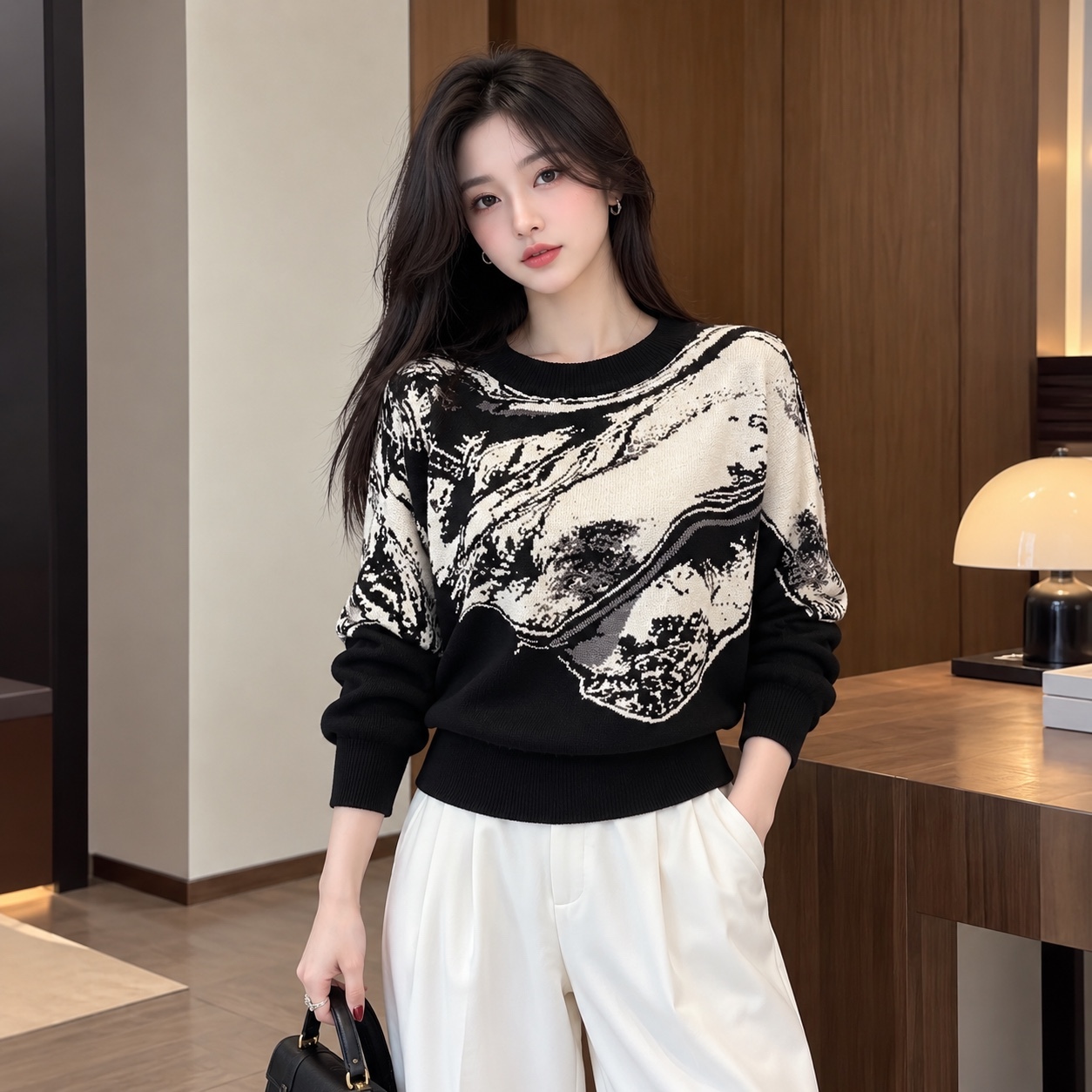 C1275. MONGTOGHI TOP LONG SLEEVES BLACK