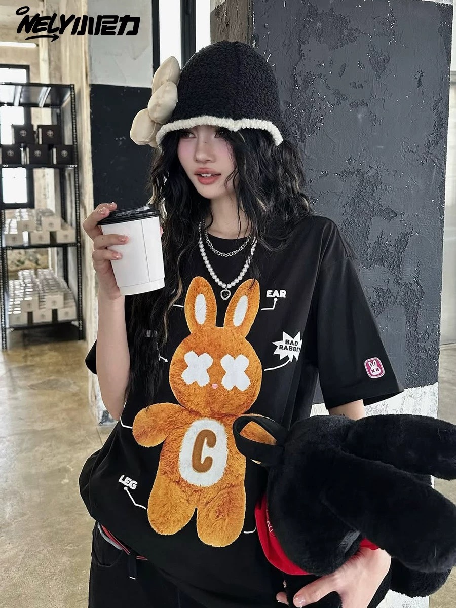 1606. RABBIT BLACK TEE