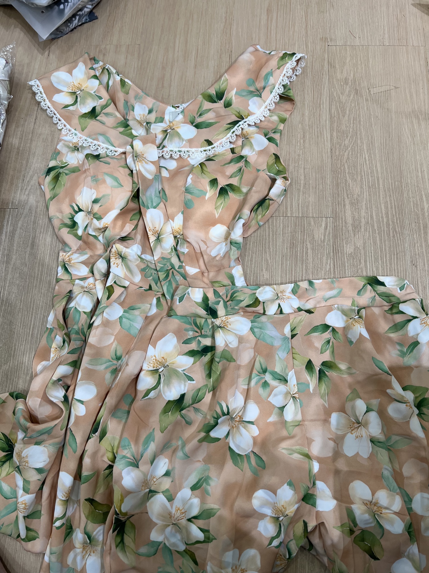 V812. MAXI DRESS