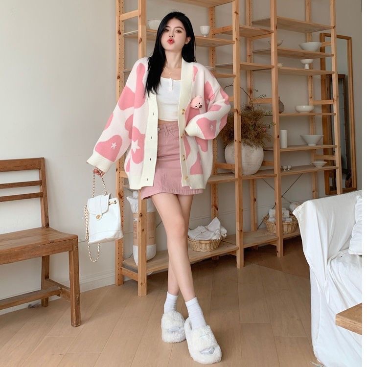 9221. CARDIGAN BEAR WHITE