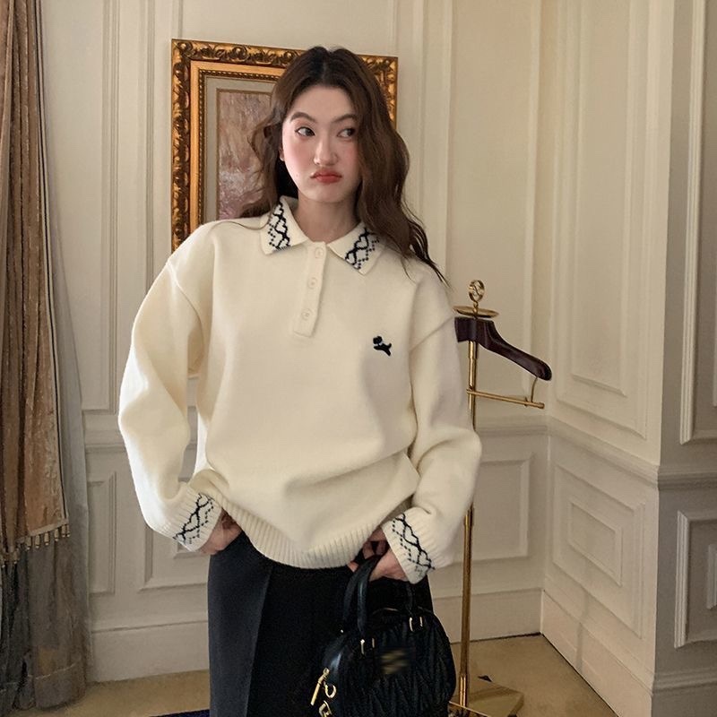 T294. SWEATER WHITE DOG