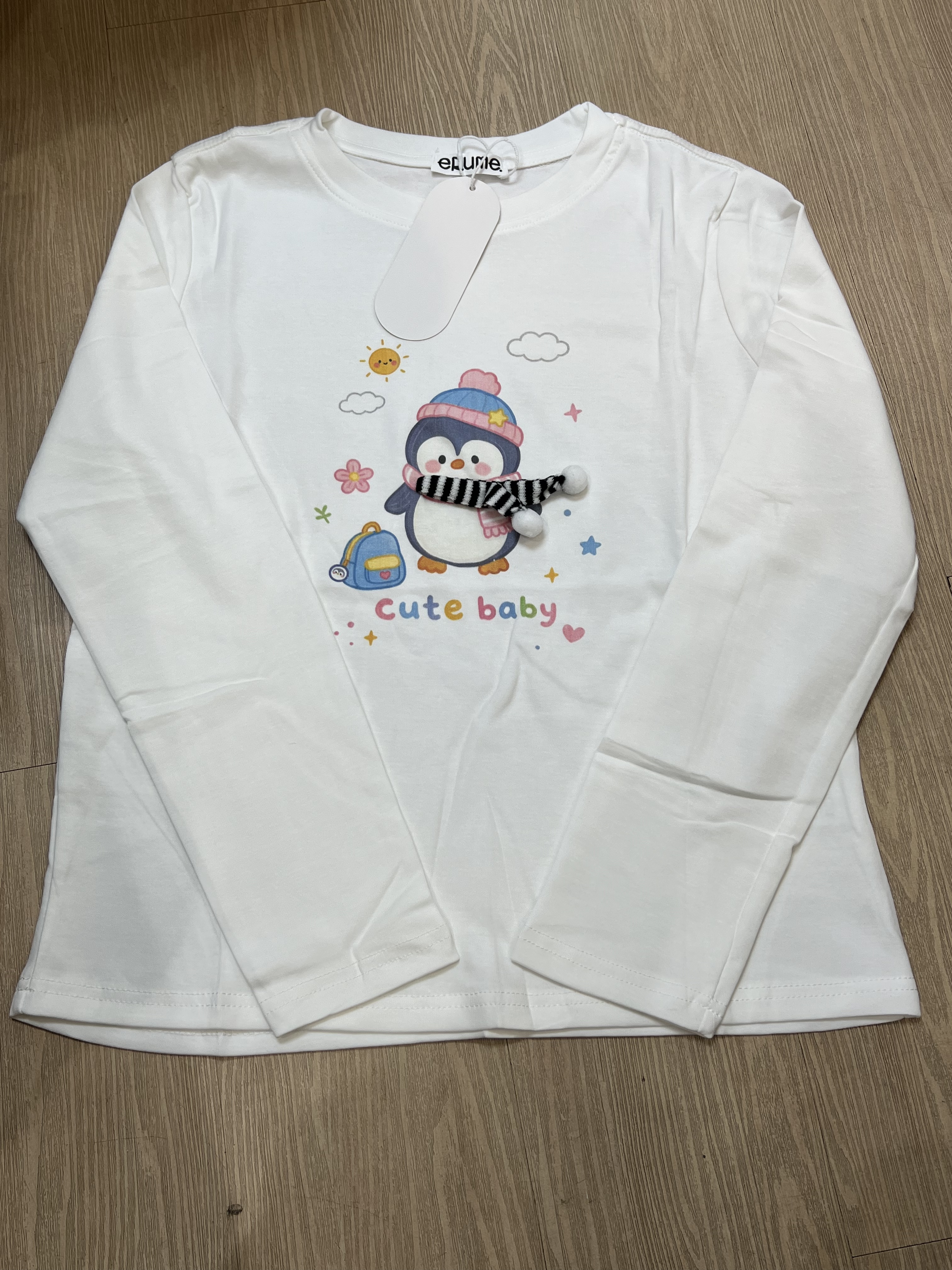 L260. LONGTEE (THICK) WHITE PENGUIN