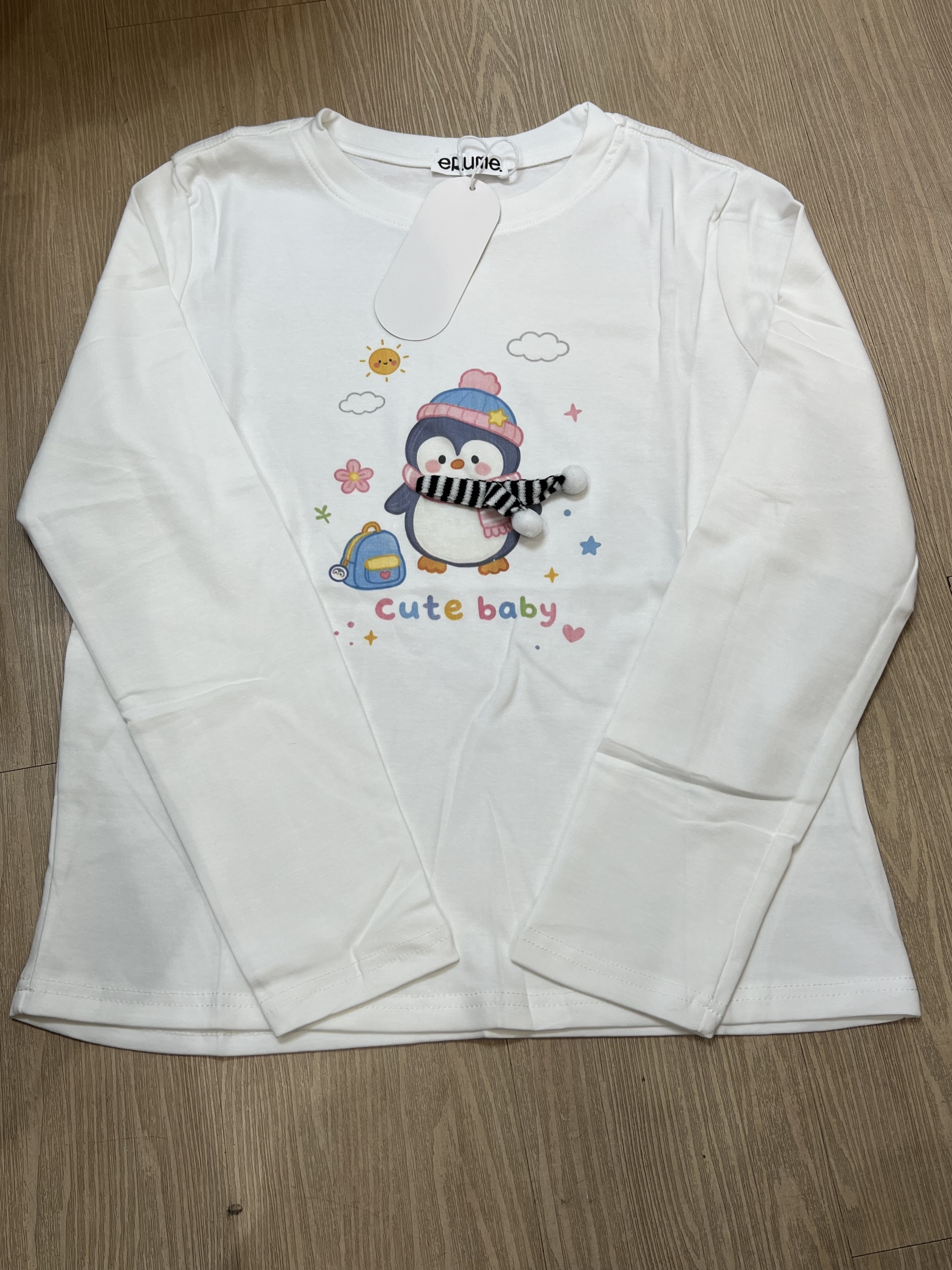 L260. LONGTEE (THICK) WHITE PENGUIN