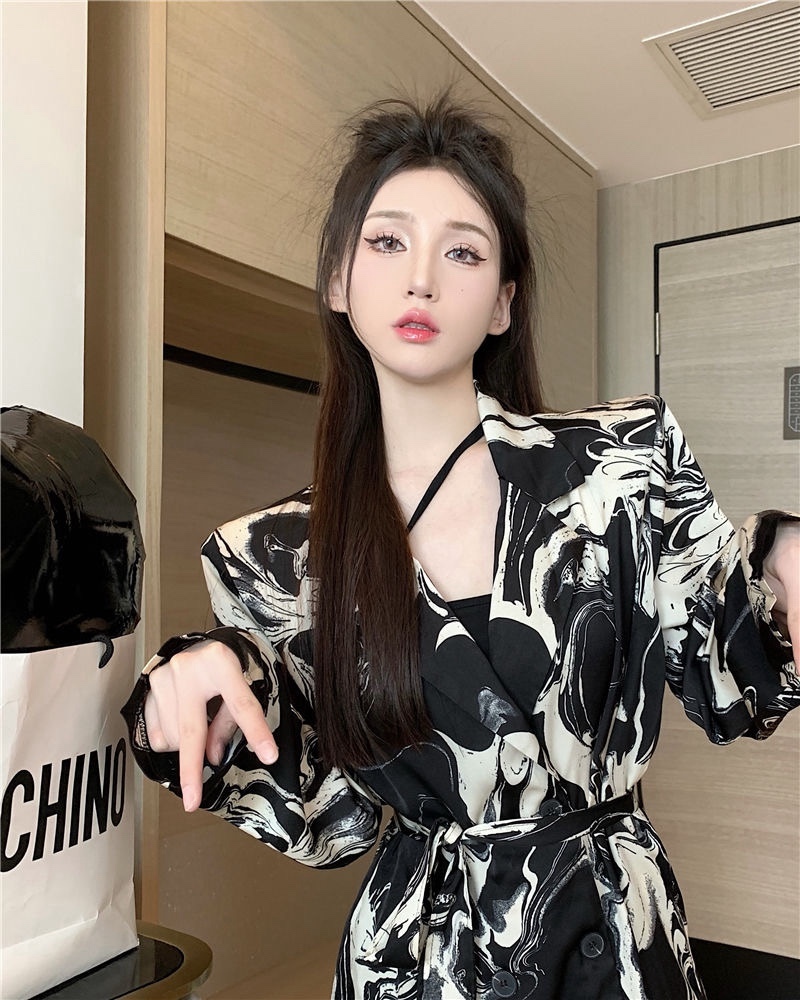 7722. BLACK SHORT DRESS